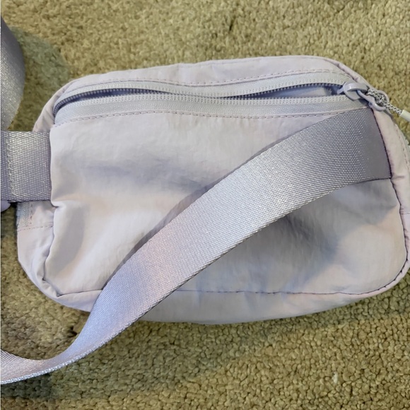 Lululemon Light Purple Belt Bag - Picture 3 of 4